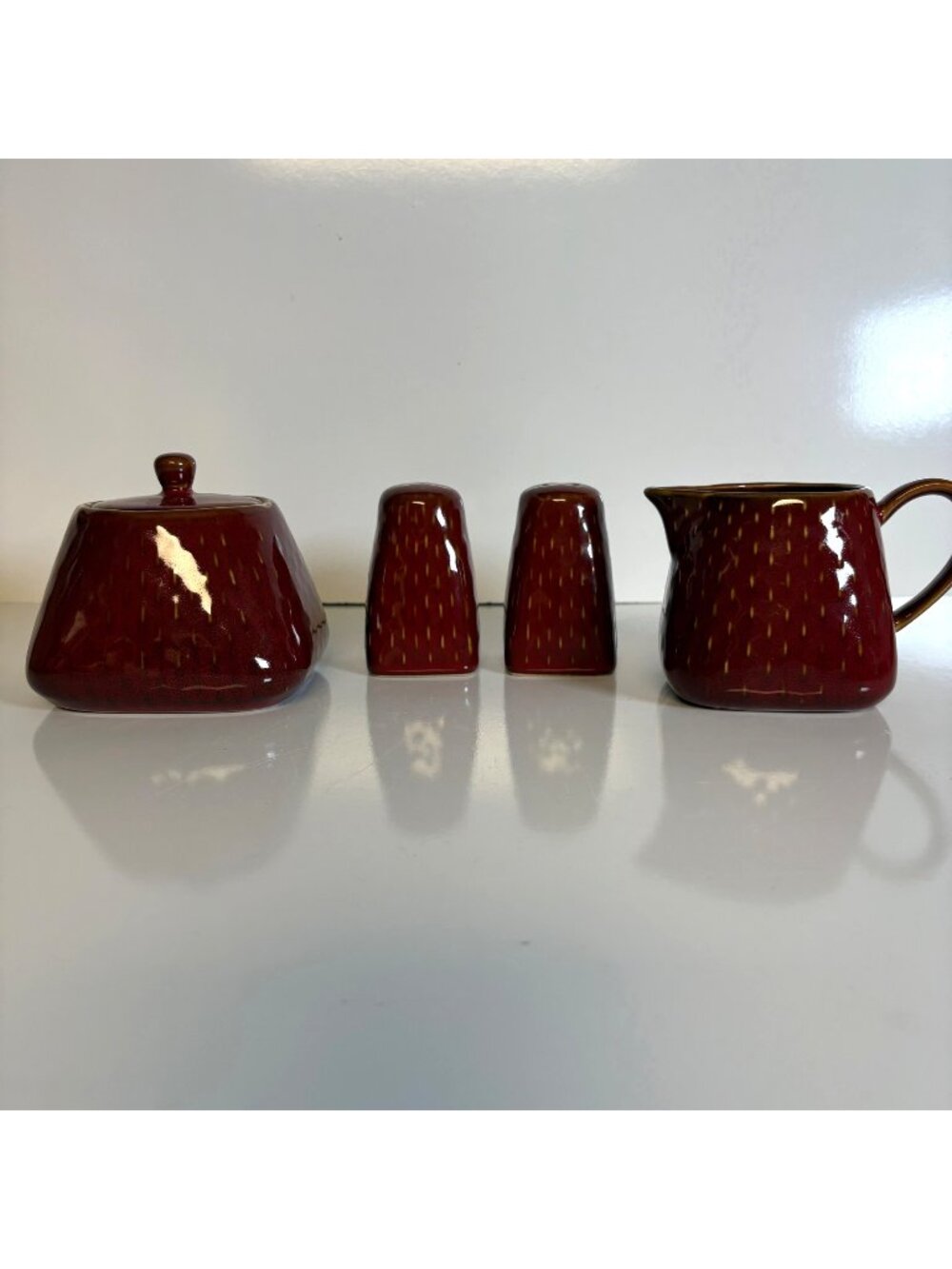 Ruff Hewn Stoneware Stitch Brick Red Cream & Sugar, Salt & Pepper Shakers 5 pcs